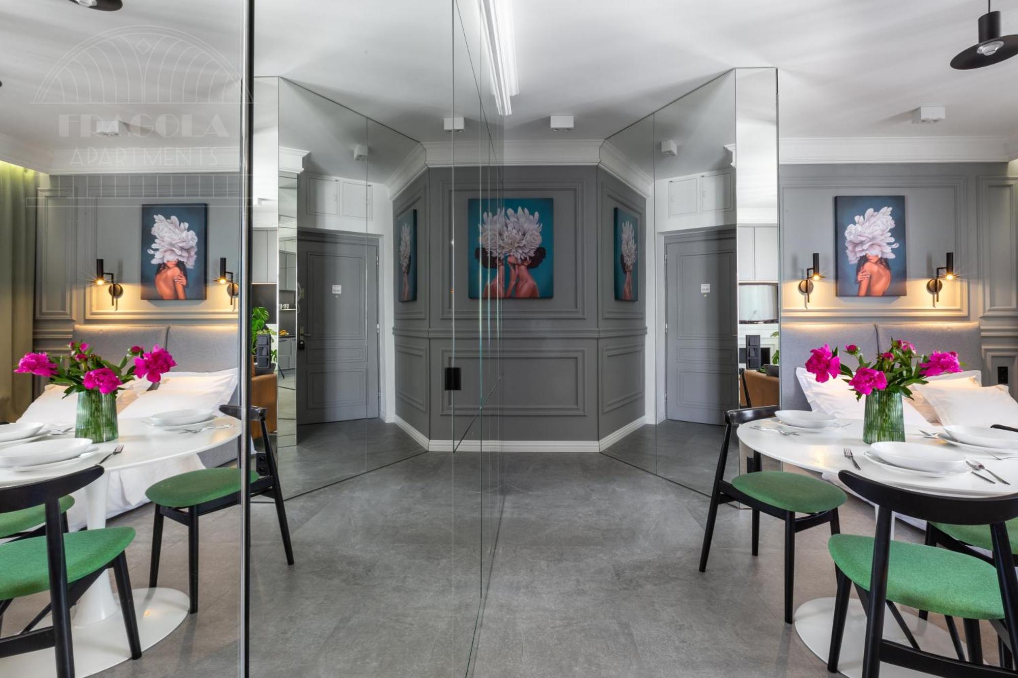 Feminine Fragola Apartment Krakow